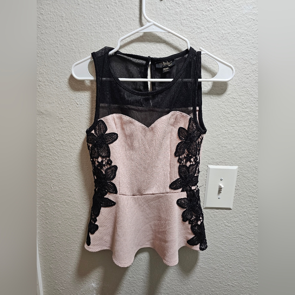 Thalia Sodi Top